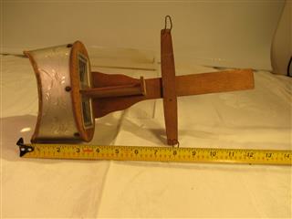 ANTIQUE STEREOSOPE VIEWER PAT APR 12,1904 WITH 70 CARDS & 5 POST CARDS